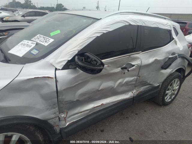 JN1BJ1CV9LW279410 Nissan Rogue Sport Sv Fwd Xtronic Cvt