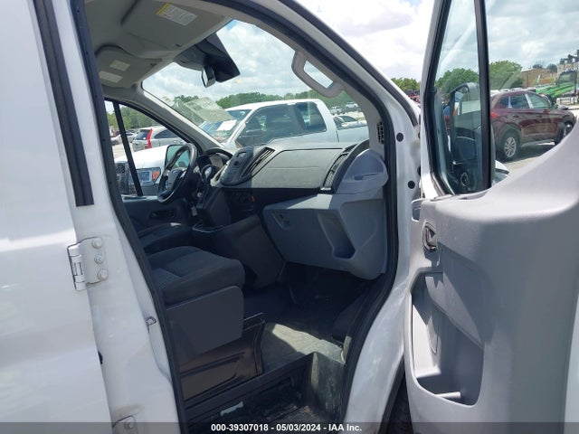 Ford Transit-250 2018 1FTYR1ZM0JKB32394 Image 5