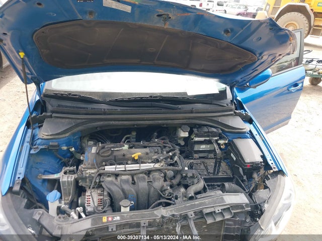 Hyundai ELANTRA SE 2017 5NPD84LFXHH020286 Image 10