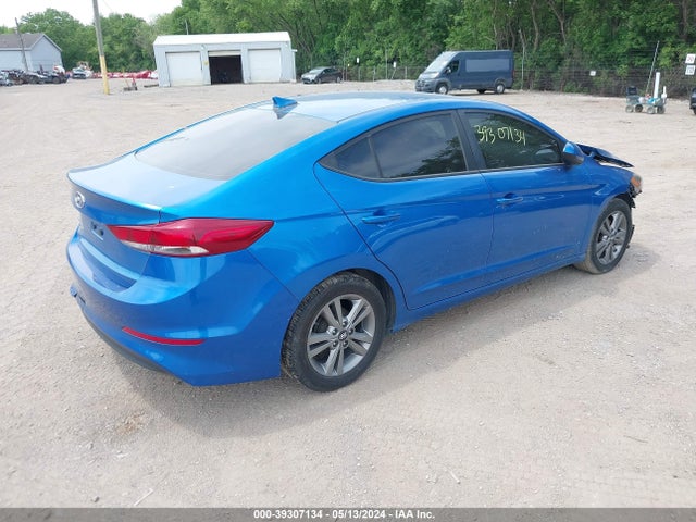 Hyundai ELANTRA SE 2017 5NPD84LFXHH020286 Image 4