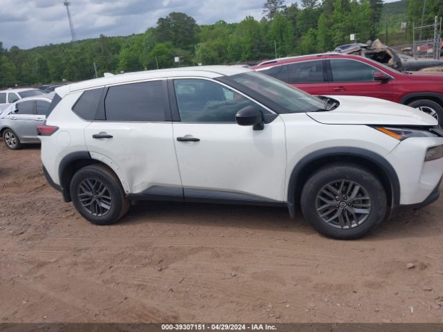 5N1AT3AA5MC766696 Nissan Rogue S Fwd