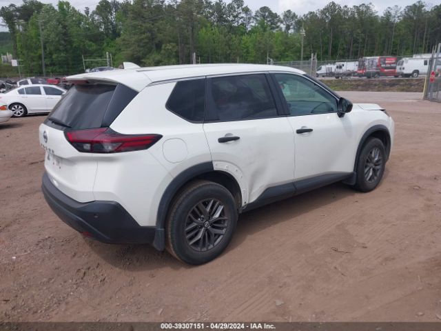 5N1AT3AA5MC766696 Nissan Rogue S Fwd