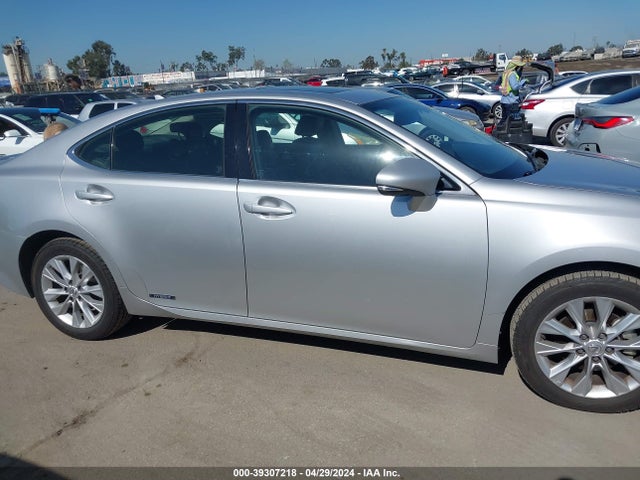 Lexus ES 300H 2014 JTHBW1GG0E2039651 Image 14
