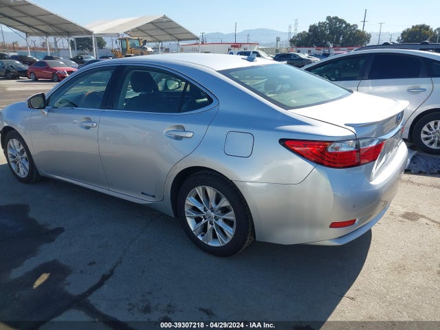 Lexus ES 300H 2014 JTHBW1GG0E2039651 Image 3