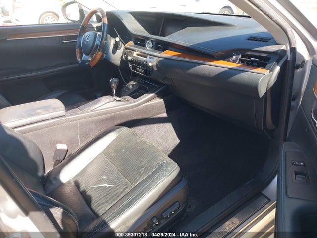 Lexus ES 300H 2014 JTHBW1GG0E2039651 Image 5