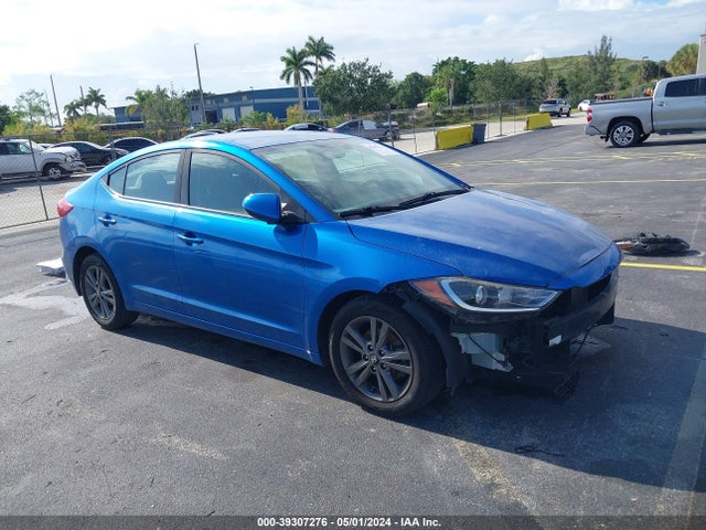 2018 5NPD84LF8JH232075 main image