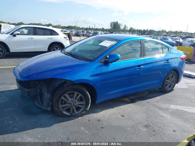 Hyundai ELANTRA SEL 2018 5NPD84LF8JH232075 Image 2