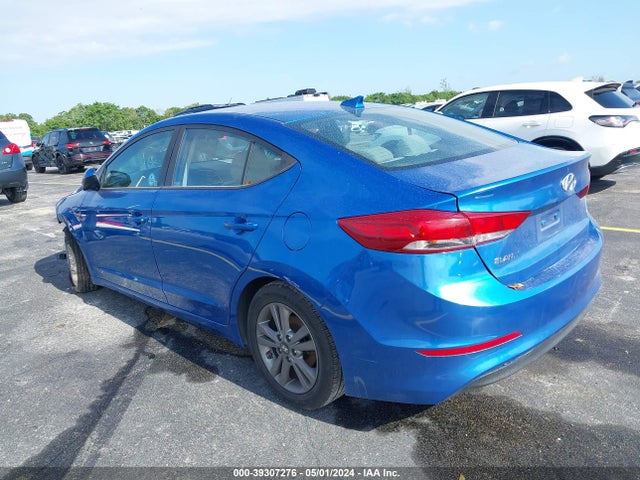 Hyundai ELANTRA SEL 2018 5NPD84LF8JH232075 Image 3