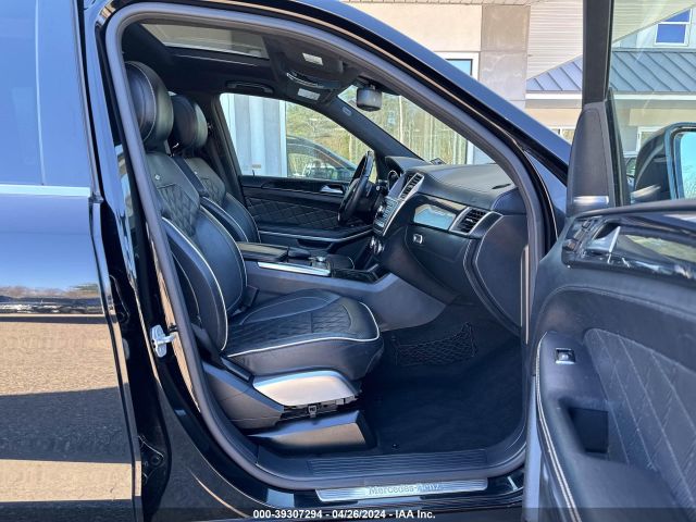 4JGDF7DE2FA447829 Mercedes-Benz Gl 550 4matic