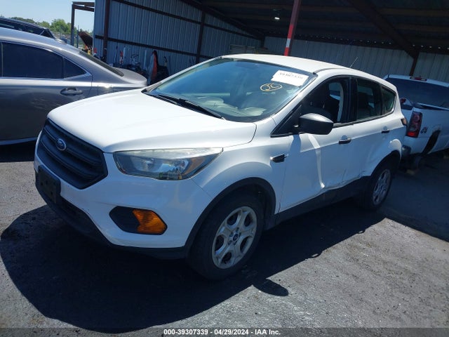 Ford ESCAPE S 2018 1FMCU0F71JUA85281 Image 2