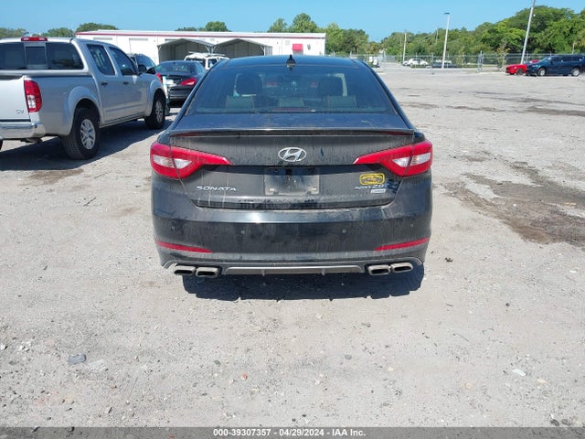 Hyundai Sonata Limited 2.0t 2015 5NPE34AB7FH127232 Image 17