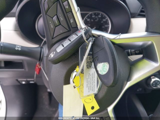 3N1CN8EV9ML859620 Nissan Versa Sv Xtronic Cvt