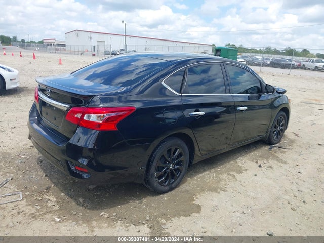 Nissan SENTRA S 2018 3N1AB7AP6JY328617 Image 4