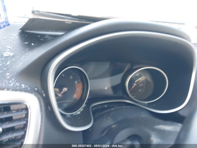 3C4NJCBB9JT241062 Jeep Compass Latitude Fwd