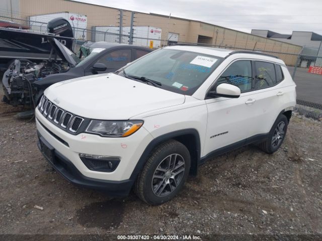 3C4NJCBB8LT142946 Jeep Compass Sun And Wheel Fwd