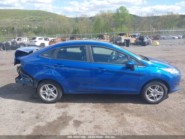 Ford FIESTA SE 2018 3FADP4BJXJM106373 Image 13