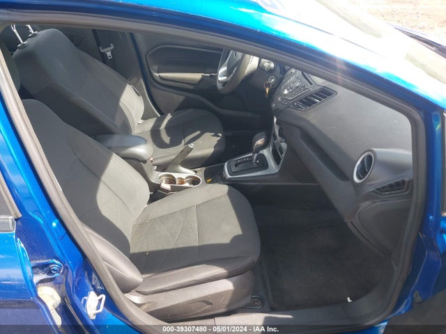 Ford FIESTA SE 2018 3FADP4BJXJM106373 Image 5