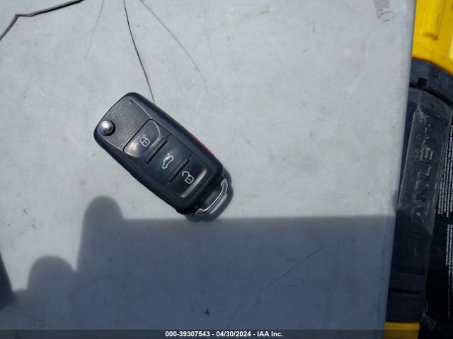 3VWL17AJXHM386703 Volkswagen Jetta 1.8t Sel/1.8t Sel Premium
