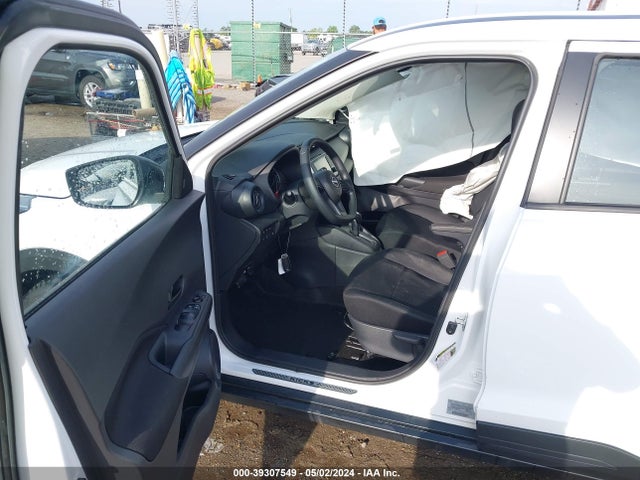 Nissan Kicks S Xtronic Cvt 2024 3N1CP5BV2RL485842 Image 5