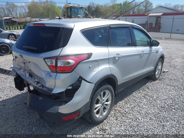 Ford ESCAPE SE 2017 1FMCU9G94HUA62902 Image 4