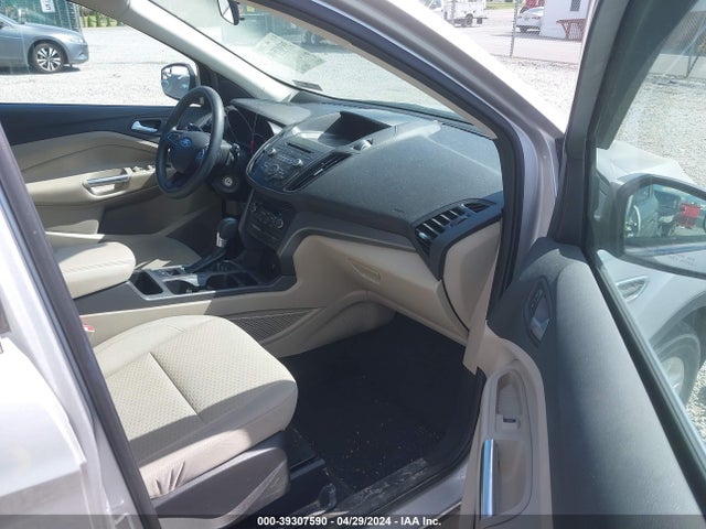 Ford ESCAPE SE 2017 1FMCU9G94HUA62902 Image 5