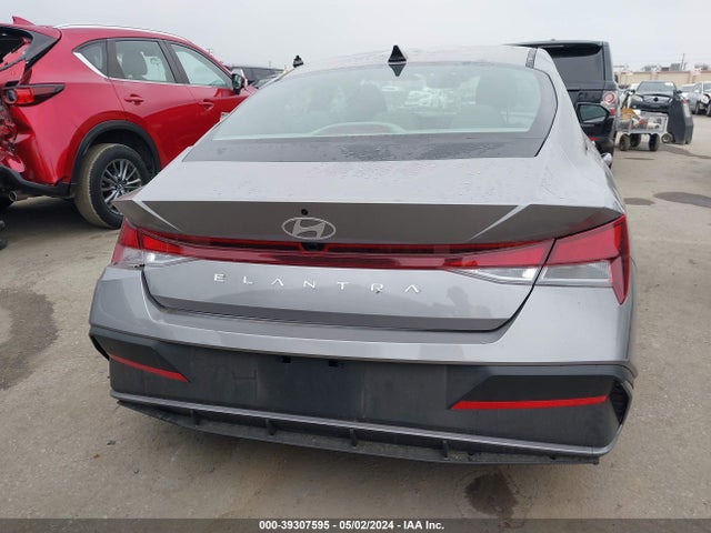 Hyundai ELANTRA SEL 2024 KMHLM4DG8RU710006 Image 16