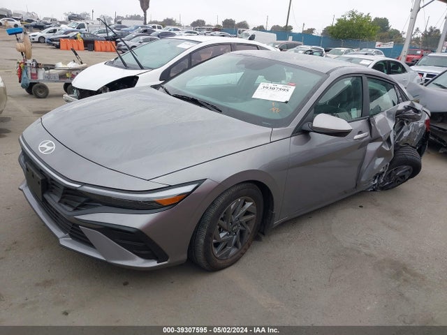 Hyundai ELANTRA SEL 2024 KMHLM4DG8RU710006 Image 2