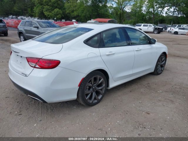 1C3CCCBG1FN532888 Chrysler 200 S