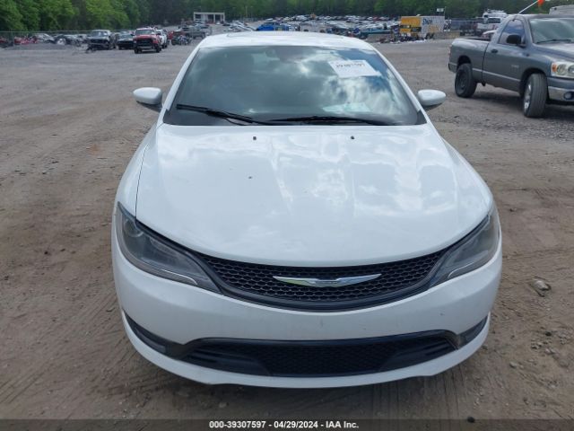 1C3CCCBG1FN532888 Chrysler 200 S