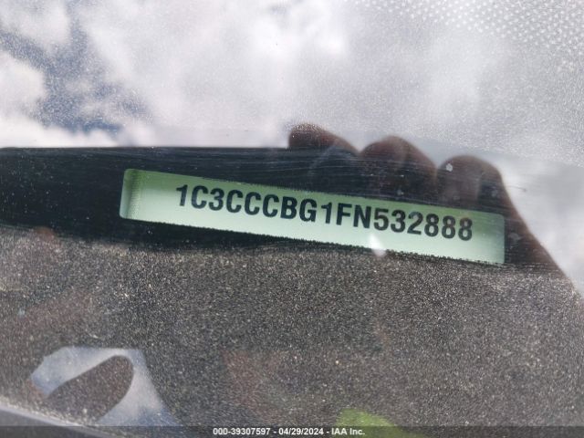 1C3CCCBG1FN532888 Chrysler 200 S