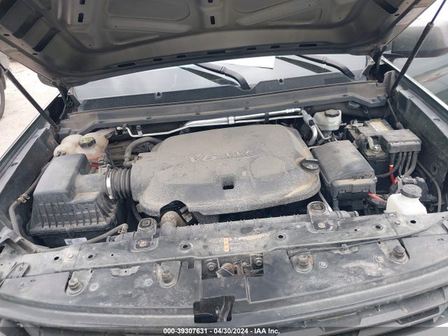 1GCGTBEN2J1229832 Chevrolet Colorado Wt