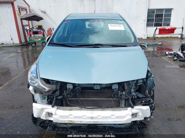 Toyota Prius V Five 2015 JTDZN3EU6FJ040608 Image 13