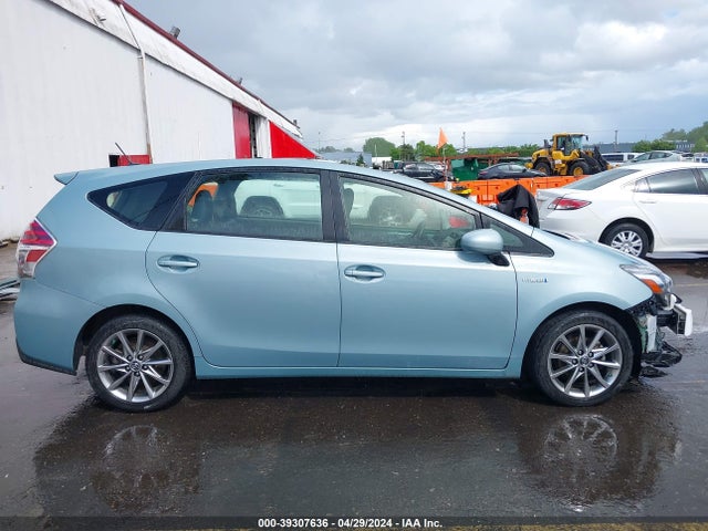 Toyota Prius V Five 2015 JTDZN3EU6FJ040608 Image 14