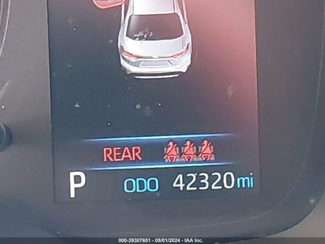 5YFHPRAE9LP010999 Toyota COROLLA LE