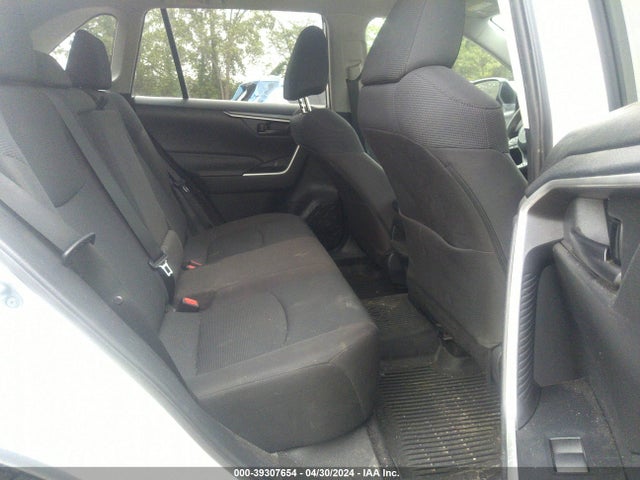 Toyota RAV4 LE 2021 2T3H1RFV9MC103394 Image 8