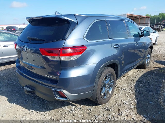 Toyota Highlander Limited Platinum 2019 5TDDZRFH7KS950932 Image 4