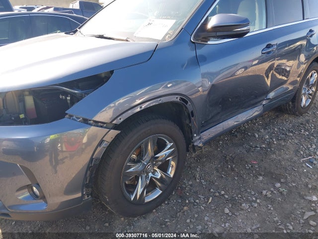 Toyota Highlander Limited Platinum 2019 5TDDZRFH7KS950932 Image 6