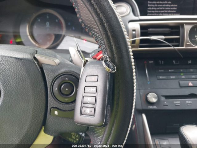JTHBA1D23G5013005 Lexus IS 200T