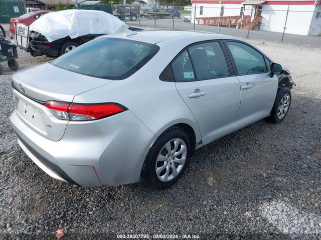 Toyota COROLLA LE 2020 5YFEPRAE2LP117587 Image 4
