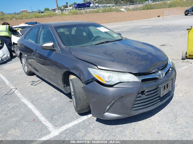 Toyota CAMRY LE 2015 4T1BF1FK6FU931590 main image
