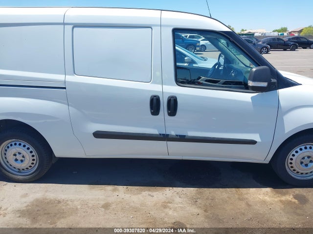 RAM Promaster City Tradesman 2018 ZFBERFAB3J6J96791 Image 13