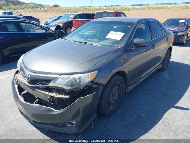 Toyota CAMRY SE 2014 4T1BF1FKXEU753326 Image 2