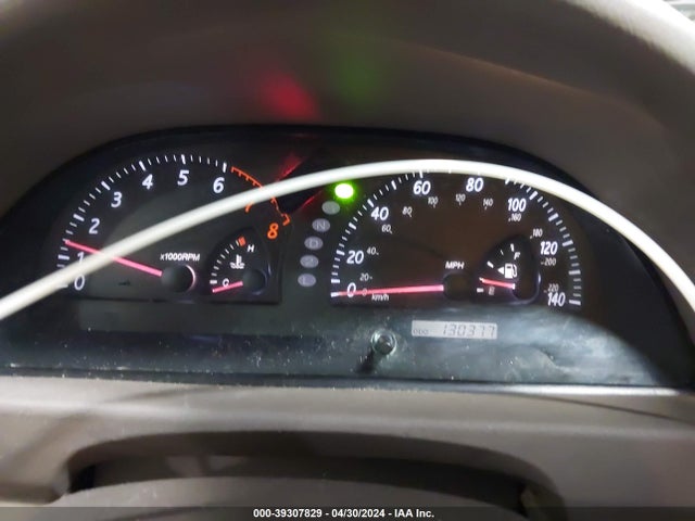 39307829 :رقم المزاد ، 4T1BE32KX4U852408 vin ، 2004 Toyota Camry Le مزاد بيع