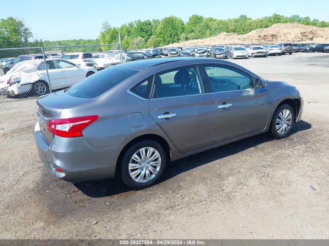 Nissan SENTRA S 2018 3N1AB7AP5JY298171 Image 4