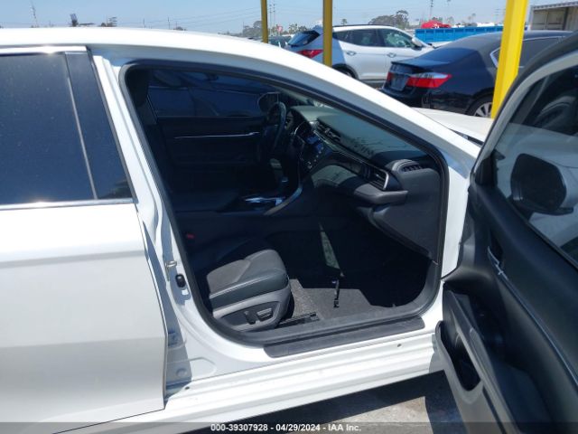 4T1B61HK6KU755146 Toyota CAMRY XSE