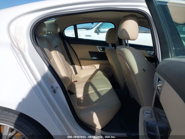 2013 JAGUAR XF SAJWA0E75D8S62747 Photo 7