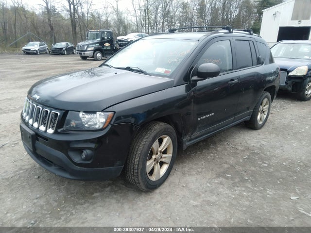 1C4NJDBB8FD366878 Jeep Compass Sport