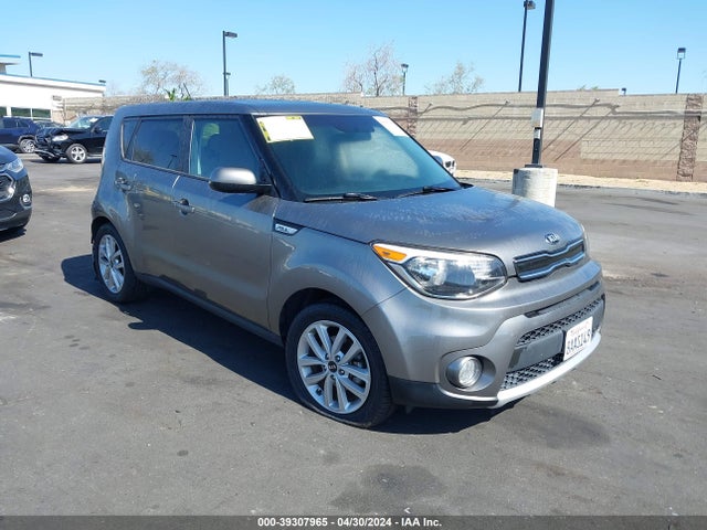 KIA SOUL + 2018 KNDJP3A56J7536925 Image 1