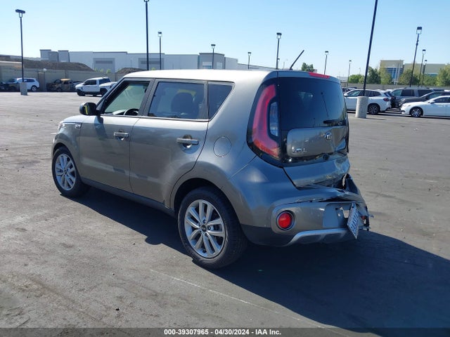 KIA SOUL + 2018 KNDJP3A56J7536925 Image 3