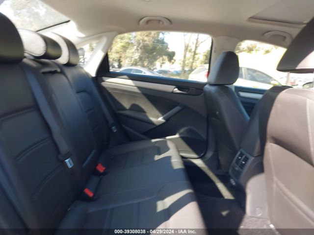 1VWSA7A37MC011490 Volkswagen Passat 2.0t Se